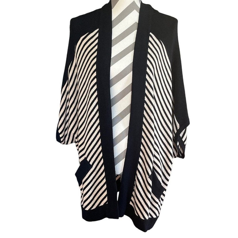 Travelers by Chico's Women Blue Striped Cardigan With Gold Oversized Knit Large